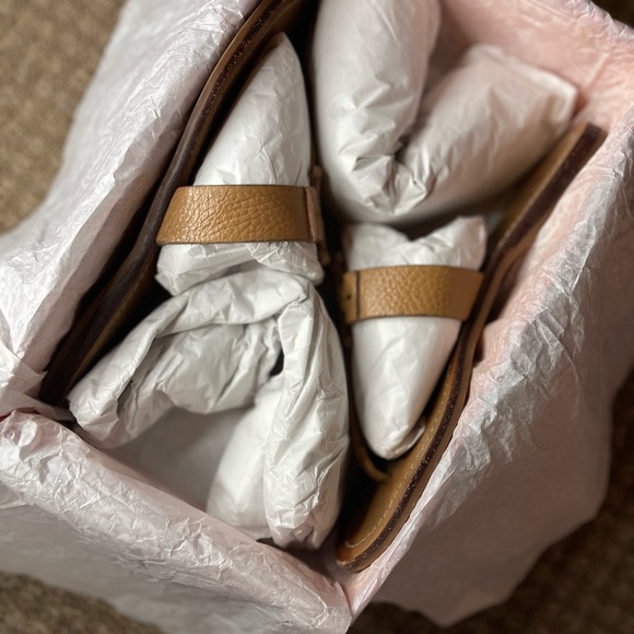 Women’s Tory Burch Moore Flat Thong Sandals Elba tumbled leather size 8 - Picture 8 of 10